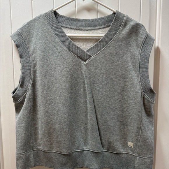 Vuori Sedona Vest - Picture 3 of 5